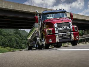 Mack Anthem Flat Top Day Cab 2018 года 